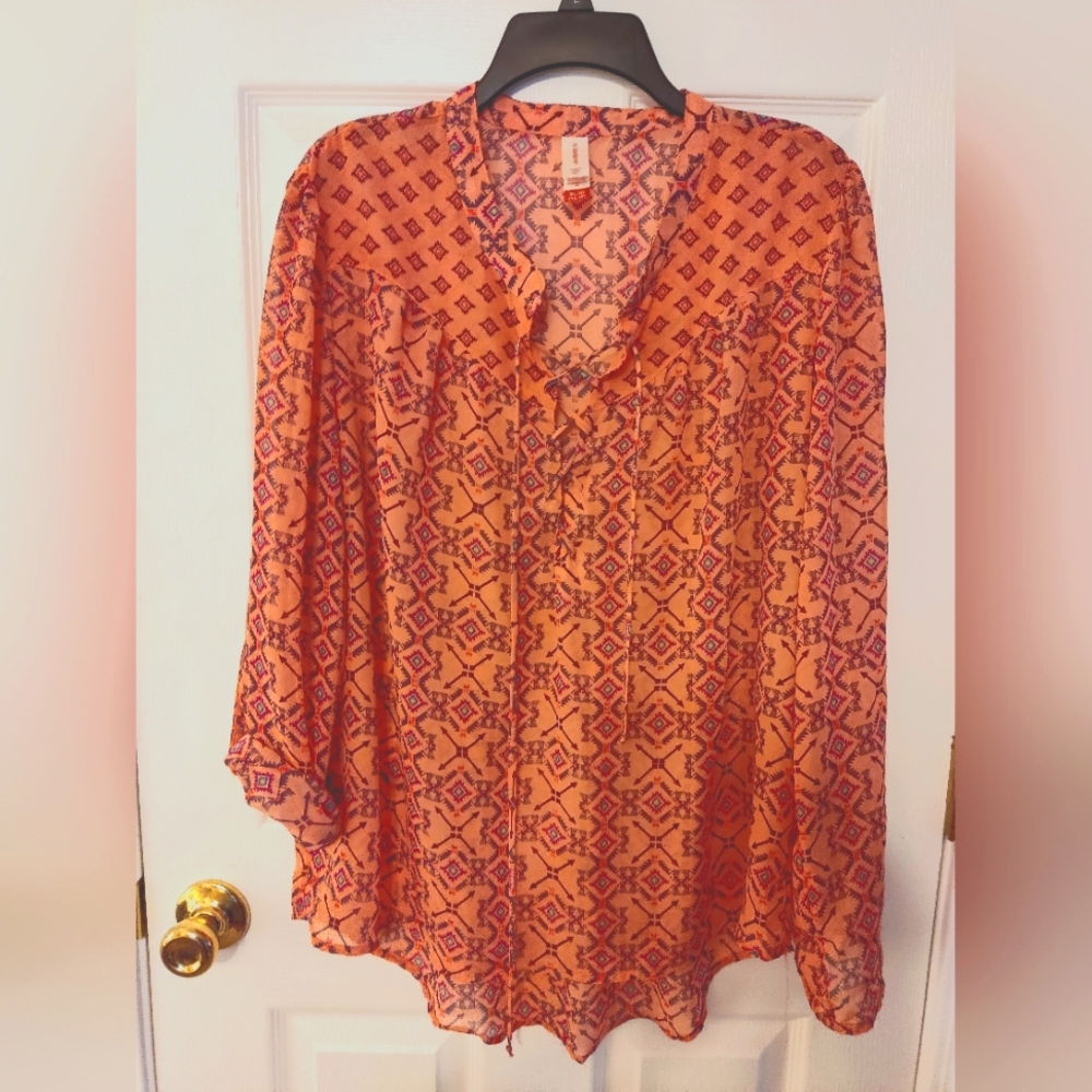 No Boundaries Women's Top Blouse Size XL Long Button Up Sleeve Chiffon Peach